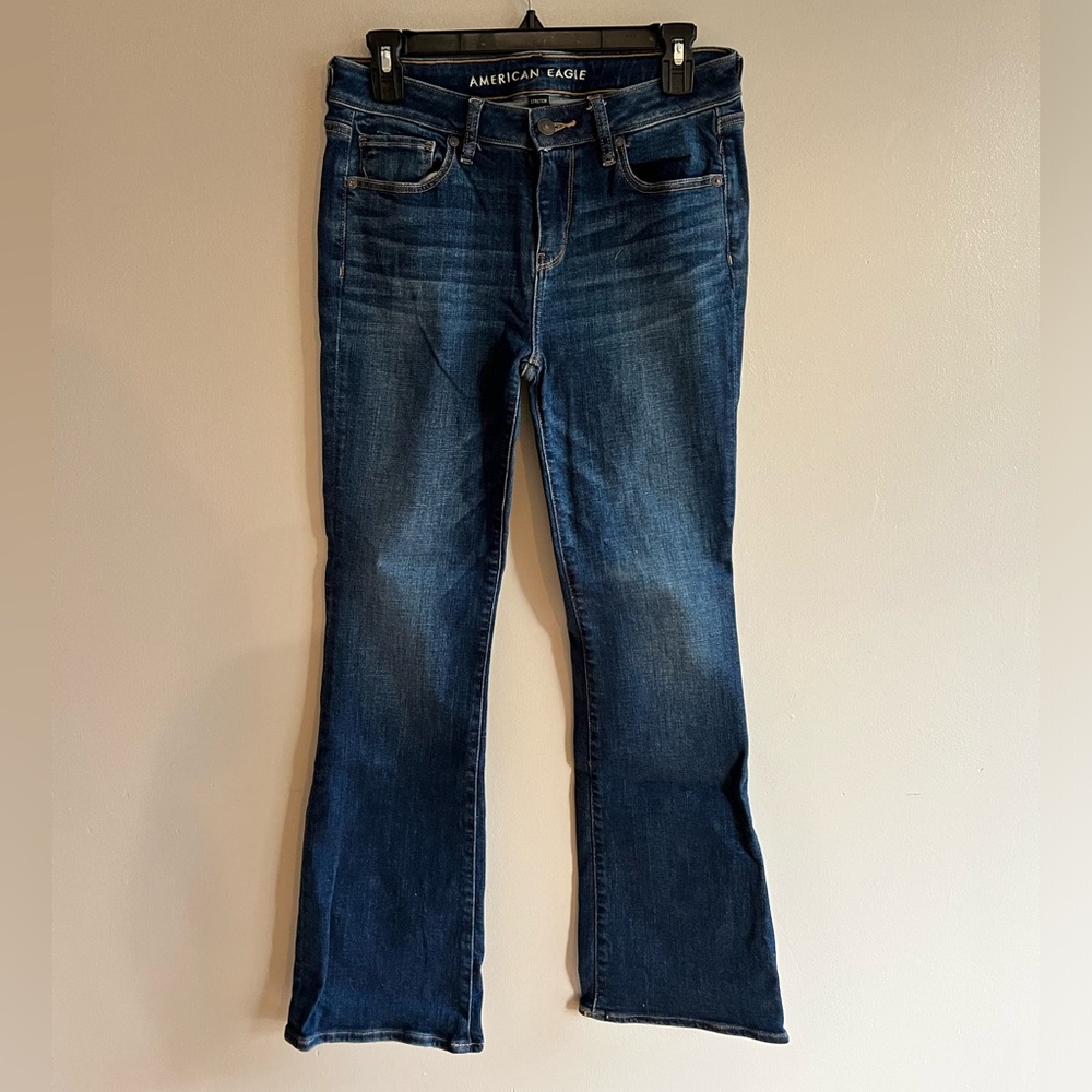 AMERICAN EAGLE - Kickboot Jeans Size 4